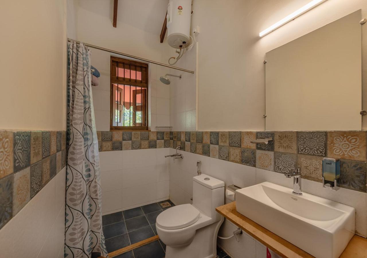 Saffronstays Niramay, Torna-Rajgad - Rustic Pool Villa With A Gazebo And Great Forest Views Marg Asni Екстериор снимка